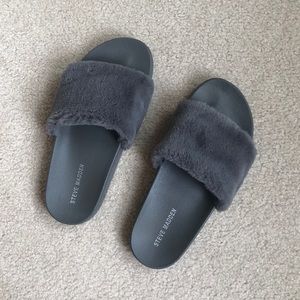 Steve Madden Faux Fur Slides